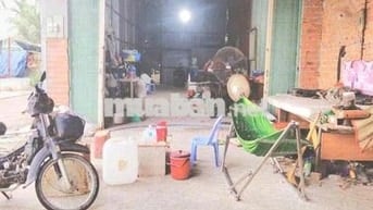 1230M2 ĐẤT. GỒM NHÀ , CHÒI , AO CÁ . PHÙ HỢP Ở , CHĂN NUÔI, LÀM KHO…