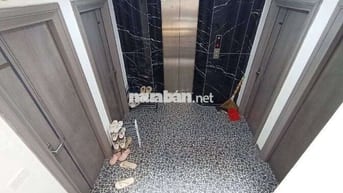 Tòa nhà xây 6 tầng + thang máy cao cấp. Dòng tiền 1tỷ 1 năm