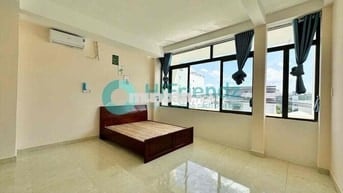 CHÍNH CHỦ STUDIO CỬA SỔ DIỆN TÍCH RỘNG, ĐƯỜNG LỚN 2 Oto