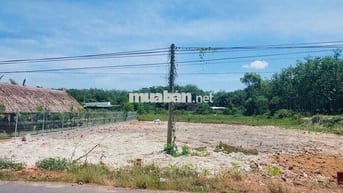 BÁN ĐẤT BÌNH DƯƠNG 300M2 " CẠNH CHỢ " .
