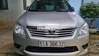 Toyota Innova 2012 2.0V - 280000 km