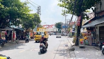 nhà cho thuê nguyên căn Đoàn Hoàng Min Phường Phù Tân DT 7mx 25m 1PN