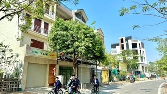 Lô đất Phúc Lợi, Vỉa hè 4 oto tránh, Kinh doanh dt 70m2 - MT 6.2m