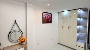 Nhà đẹp long lanh ngõ 176 Trương Định, giá 5.8 tỷ, 22m2x5T, ở luôn, ẢN