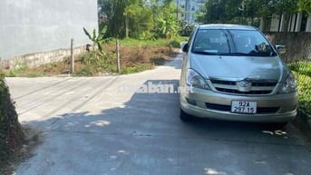 Toyota Innova 2008 - 133000 km