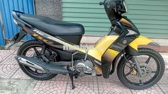 Bán xe sirurt fi đk2016 zin nguyên.