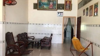 Cho thuê nhà hẻm 38 đường 3/2, gần bệnh viện da liễu