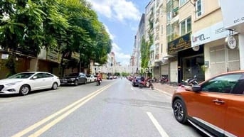 Tôi cần bán nhà mặt phố  kinh doanh ngay trung tâm đống đa