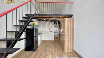 Cho Thuê Căn Hộ Có Ban Công Có Gác Ngay Đối Diện Etown
