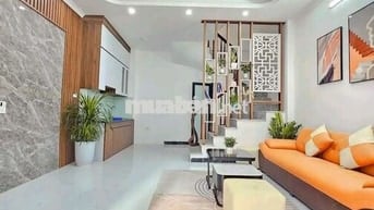Chỉ 6 tỷ Tu Hoàng - 5 tầng full nội thất sịn - 1 nhà ra mặt đường 32
