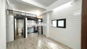 Cho Thuê Phòng Gác 30m2 Thang Máy Ngay ĐH Bách Khoa CV Lê Thị Riêng Q1