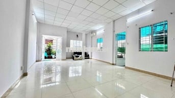 Cho thuê phòng rộng 50m2, ban công xung quanh, phường 1 Gò Vấp