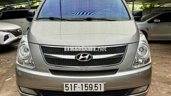 Hyundai Grand Starex 2015 máy dầu 9 chỗ