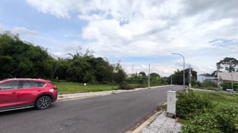 Cần bán lô đất thổ cư xây nhà tự do 1 sẹc Nguyễn Văn Khạ DT 145m2