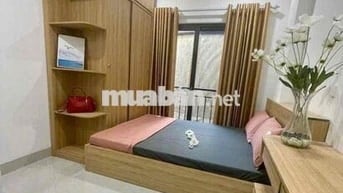CHO THUÊ CCMN PHỐ KHƯƠNG THƯỢNG. BAN CÔNG. THANG MÁY. GIÁ 5TR2