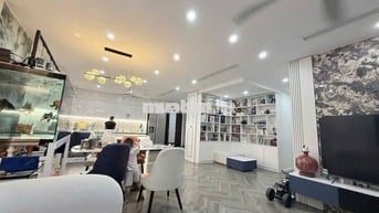 Căn hộ 155m2, 3PN, 3VSm đầy đủ nội thất, tòa HPC Hà Đông