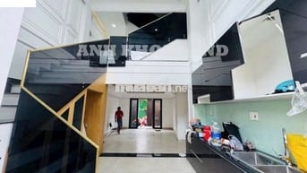 Bán nhà đẹp mới hoàn thiện ngay đường 40, Hiệp Bình Chánh
