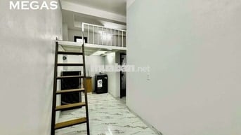 VÀO LUÔN CĂN GÁC XÉP BAN CÔNG FULL NỘI THẤT Ở YÊN HÒA CẦU GIẤY