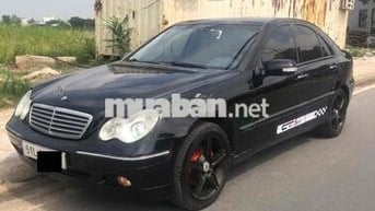Mercedes C200 Số sàn 4 máy còn rất mới
