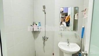 33M2 - HXH- ĐINH TIÊN HOÀNG P.1 BÌNH THẠNH - 4 TẦNG - NHỈNH 5 TỶ🌹