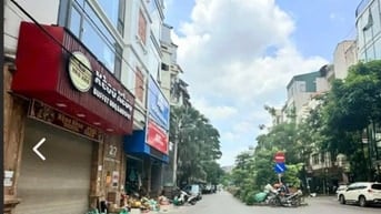 Chính Chủ Bán Nhà Mặt Phố Đặng Thùy Trâm – Phường Dịch Vọng Hậu -