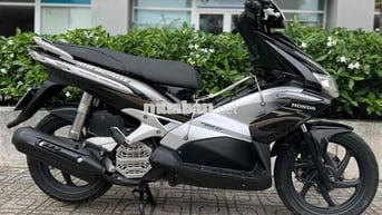 AIRBLADE 2010 FI ĐẸP KEN NGUYÊN ZIN GIẤY TỜ ĐẦY ĐỦ