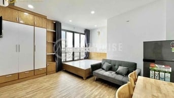 Cho Thuê Căn Hộ Dịch Vụ - Full Nội Thất - Đối Diện Etown Cộng Hoà