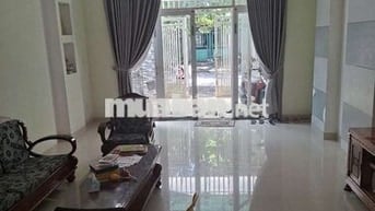 Nhà 3 tầng MT Nguyễn xí 7m5 sát lý thái tông