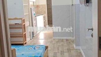 CHDV full nội thất thoáng mát p. Phú Nhuận 4tr5
