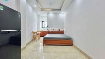 TRỐNG SẴN CĂN STUDIO FULL NỘI THẤT - CỬA SỔ TRỜI - THANG MÁY