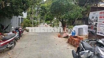 Nền gần trường Cấp 3 khu dân cư Ngân Thuận
