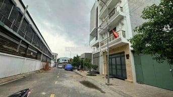 ĐƯỜNG NHỰA 10M THÔNG VƯỜN LÀI, DT 64m2, NHÀ CẤP4 Gác Lửng, Giá ngon