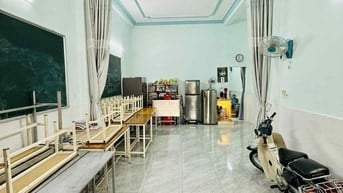 Bán Nhà Mặt Tiền, Lý Thánh Tông, Tân Phú, 5M X 20M, 3 Tầng, Chỉ 9.1 TỶ