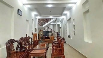 NHÀ 3 TẦNG MT TRẦN NGUYỄN ĐÁN – SÁT BIỂN – 7.5 TỶ