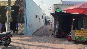 Bán nhà đường Lý Chiêu Hoàng giá rẻ