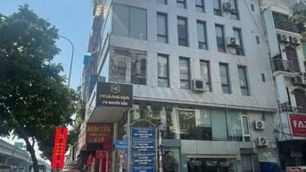 Bán nhà 216 mặt phố Nguyễn Xiển, diện tích 50 m2, 2 mặt tiền, 2 vỉa hè