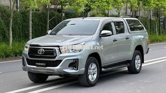 Toyota Hilux E 2.4AT 4x2 lỗi tặng xe, 12 vạn zin
