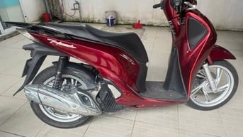 Cần ra đi em SH150 chính chủ, xe còn đẹp 