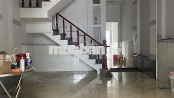 Cho thuê 4x10-1 lầu -2 phong -2 tolet-dg 4m dân cư