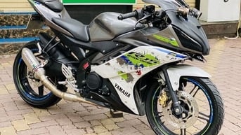 YAMAHA R15 V2 BẢN ĐẶC BIỆT CHÍNH CHỦ ĐK 2022