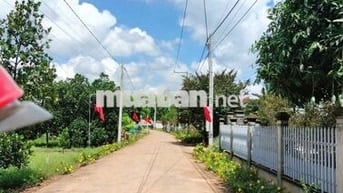Cần bán lô đất thổ cư ngang 12m, 1 sẹc đường lớn TPHCM mới. Giá 725tr
