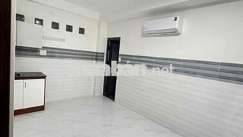 Phòng trọ sinh viên giá rẻ có máy lạnh chỉ 3x ngay NTTU, VLU - Gò Vấp