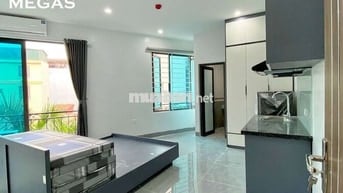 STUDIO MỚI BAN CÔNG FULL NỘI THẤT NGAY CHÂN CẦU VƯỢT MỄ TRÌ