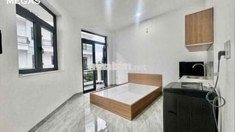 🏡CĂN HỘ DỊCH VỤ FULL NỘI THẤT KẾ BÊN ĐẠI HỌC NGUYỄN TẤT THÀNH
