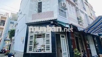 Giảm 600 tr, Bán gấp nhà khu Đồng Đen, Tân Bình