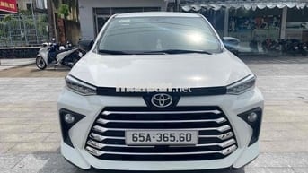 Toyota Avanza Premio 2023 CVT - 120000 km
