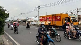 Bán nhà mặt tiền Đặng Thúc Vịnh