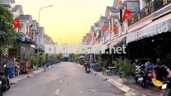 Chính Chủ kẹt tiền bán gấp nhà đinh đức thiện fixx mạnh