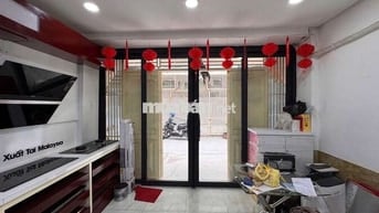 Cho thuê nhà Nguyễn Đình Chiểu Quận 3 2 phòng ngủ
