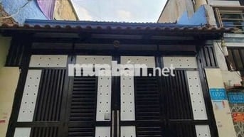 Nhà 4×10..1 phòng 1 gác.. cuối đường liên khu 45
